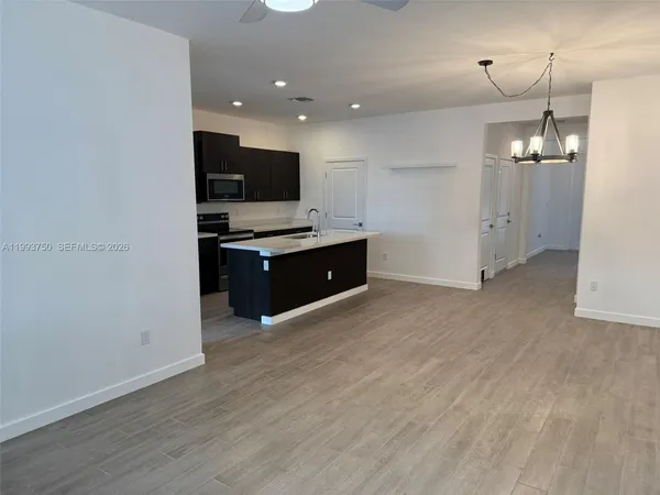 $3,200 | 8694 Via Mar Rosso, Lake Worth, FL 33467