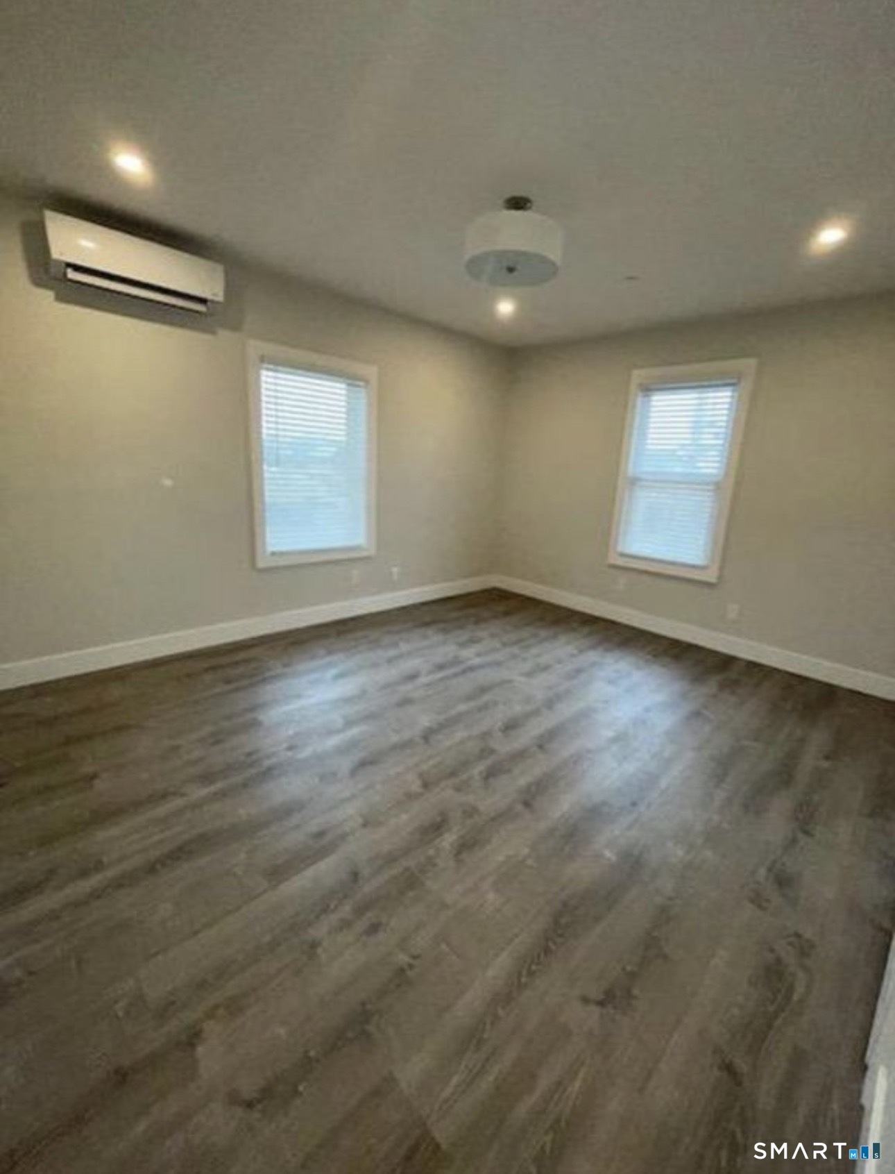 1903 Post Road, Unit 1917 Fairfield, CT 06824 - Photo 5 of 12