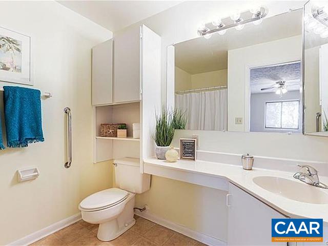 120 Turtle Creek Road, Unit 12 Charlottesville, VA 22901 - Photo 14 of 32 Gallery Image 14