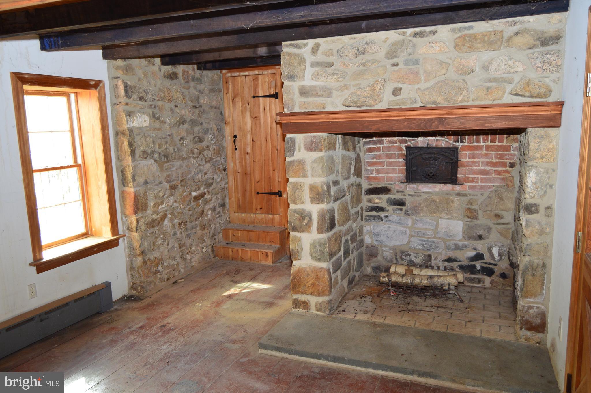 116 Bull Road Oley, PA 19547 - Photo 27 of 54 Family Room (Summer Kitchen)