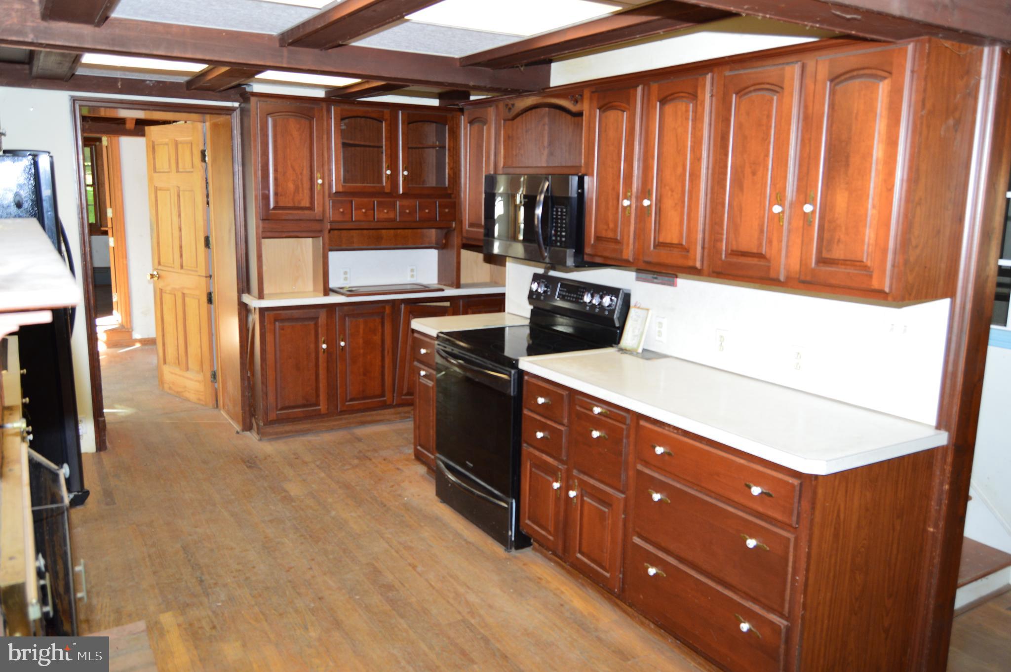 116 Bull Road Oley, PA 19547 - Photo 3 of 54 Kitchen