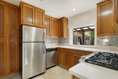 $1,250,000 | 462 Hampstead Way, Santa Cruz, CA 95062