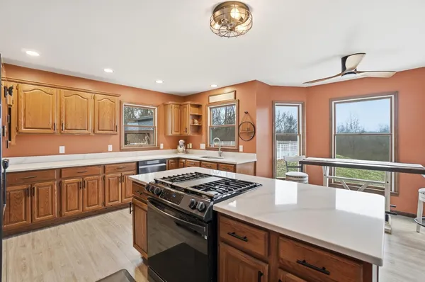 $524,900 | 6484 State Road 48, Aurora, IN 47001