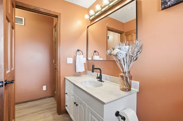 $524,900 | 6484 State Road 48, Aurora, IN 47001