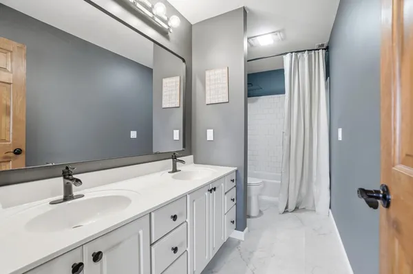 $524,900 | 6484 State Road 48, Aurora, IN 47001