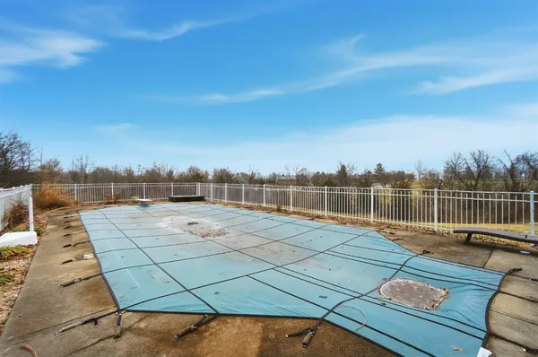 $524,900 | 6484 State Road 48, Aurora, IN 47001