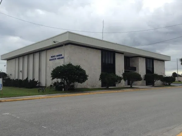 $26,100 | 300 South 6th Street, Fort Pierce, FL 34950