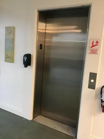 $26,100 | 300 South 6th Street, Fort Pierce, FL 34950