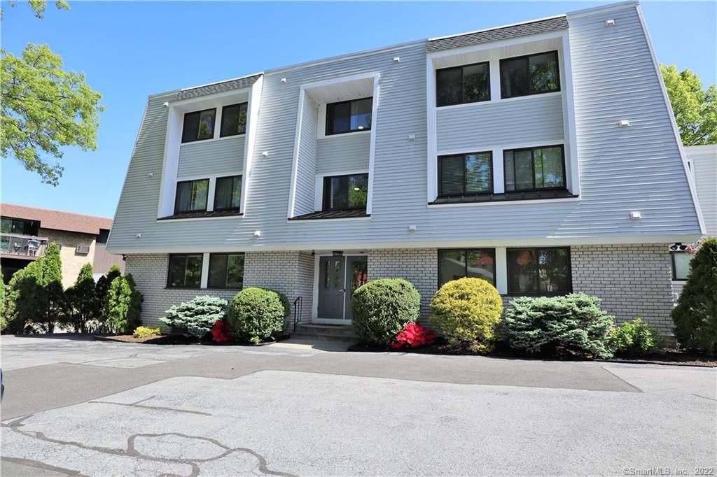 73 Riverside Avenue, Unit 5 Stamford, CT 06905 - Photo 1 of 1 Gallery Image 1
