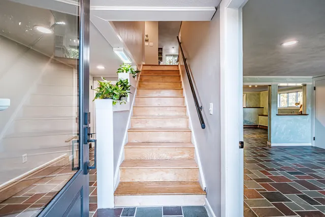 $649,000 | 495 Ocean House Road, Cape Elizabeth, ME 04107