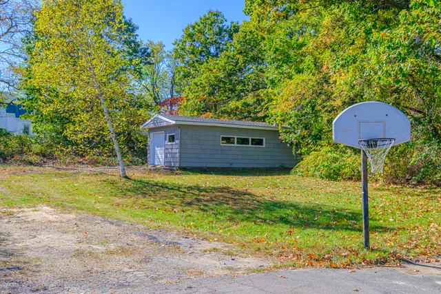 $649,000 | 495 Ocean House Road, Cape Elizabeth, ME 04107