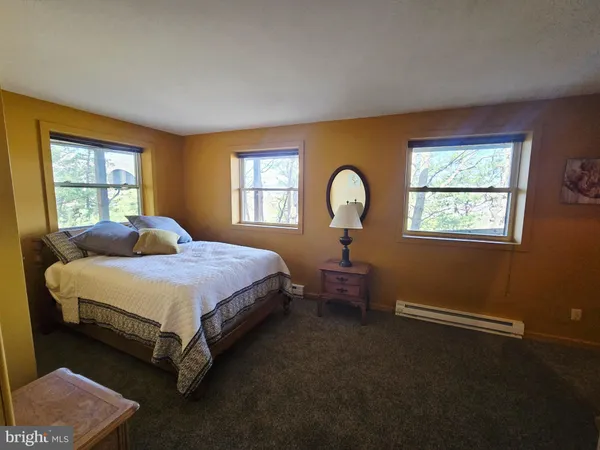 $274,900 | 232 Hawks Rdg Road, Franklin, WV 26807