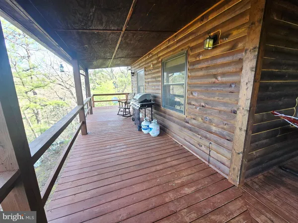 $274,900 | 232 Hawks Rdg Road, Franklin, WV 26807