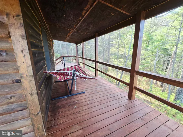 $274,900 | 232 Hawks Rdg Road, Franklin, WV 26807