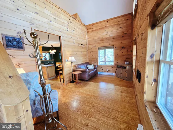 $274,900 | 232 Hawks Rdg Road, Franklin, WV 26807