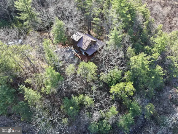 $274,900 | 232 Hawks Rdg Road, Franklin, WV 26807