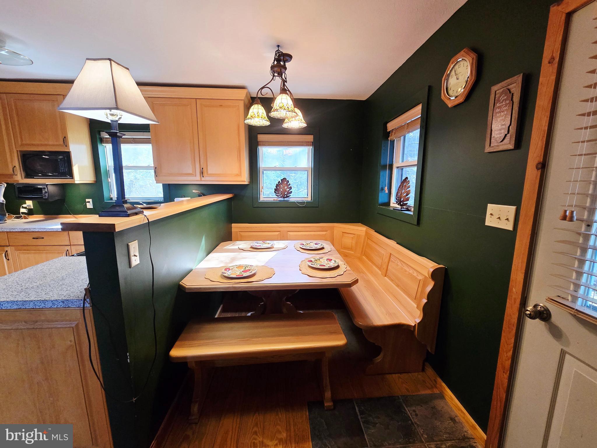 232 Hawks Rdg Road Franklin, WV 26807 - Photo 5 of 39