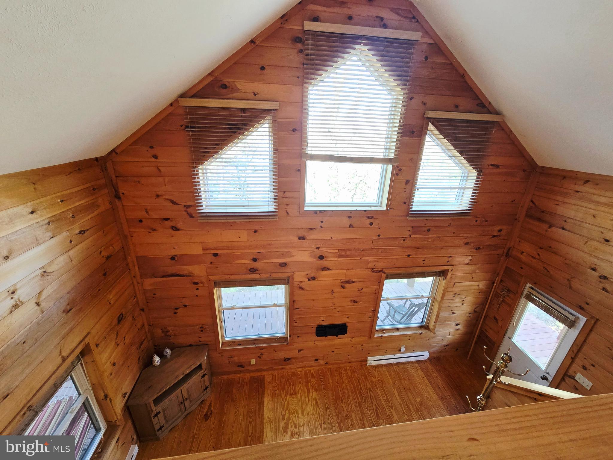 232 Hawks Rdg Road Franklin, WV 26807 - Photo 10 of 39