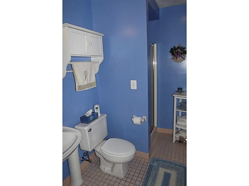 375 Angell Road, Unit D North Providence, RI 02904 - Photo 14 of 16 Bathroom.