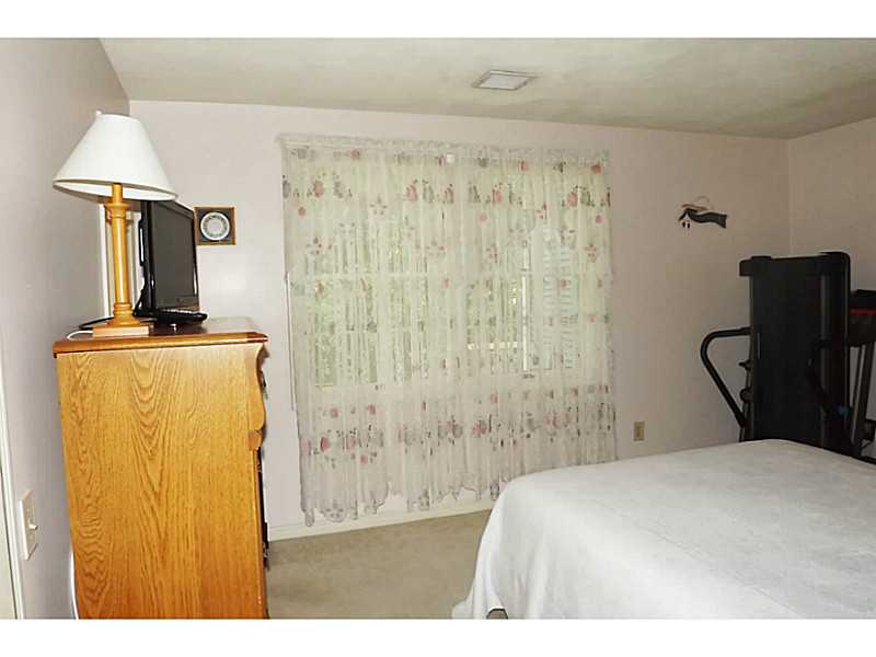 375 Angell Road, Unit D North Providence, RI 02904 - Photo 10 of 16 Master Bedroom.