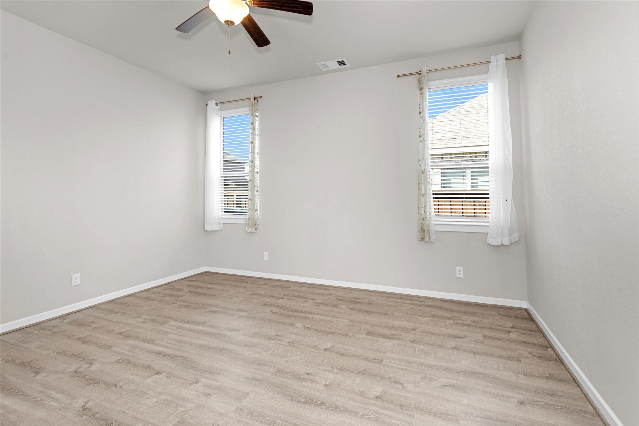 7809 Axis Ridge Drive Magnolia, TX 77354 - Photo 19 of 42 Primary room