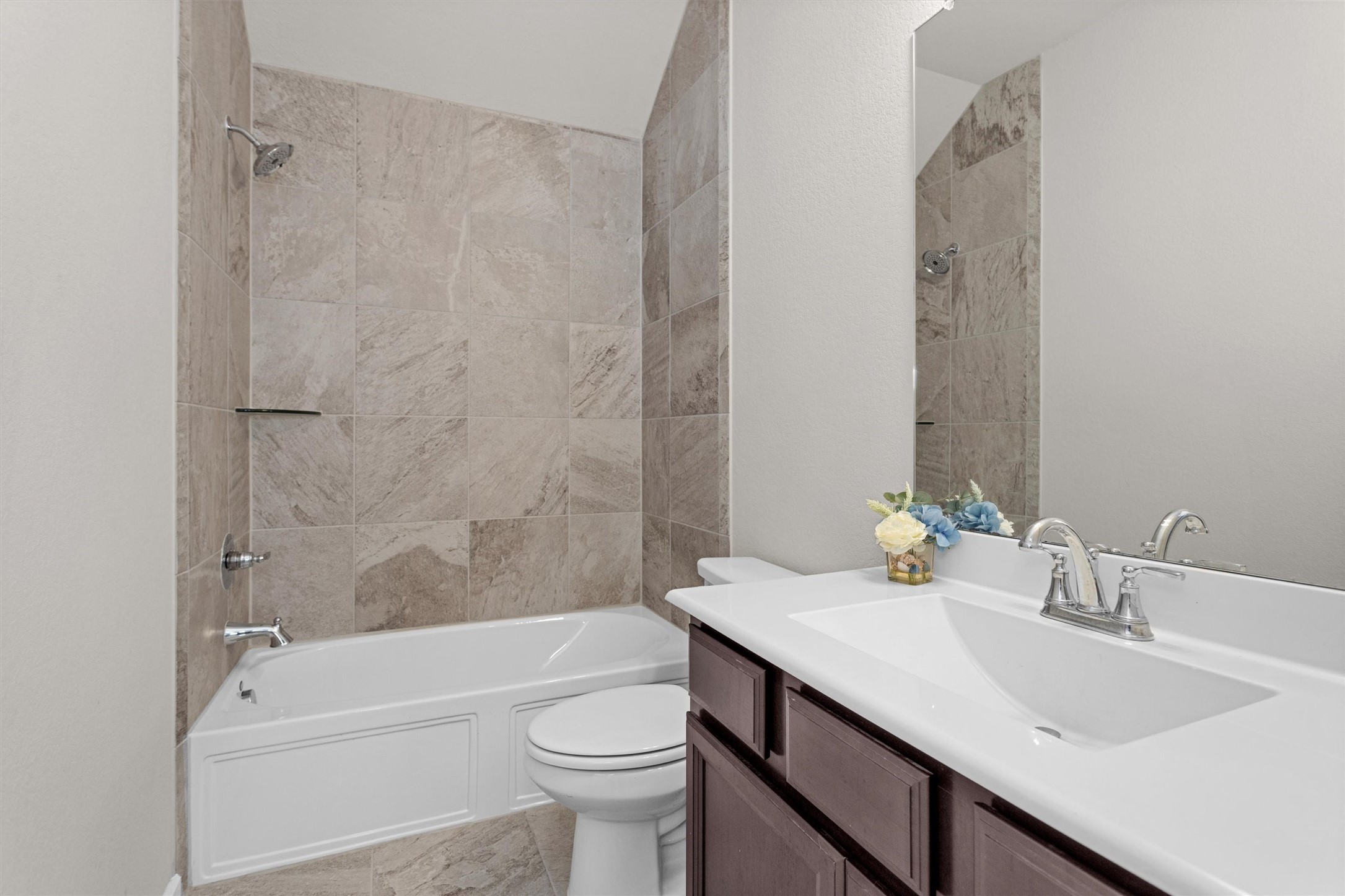 7809 Axis Ridge Drive Magnolia, TX 77354 - Photo 32 of 42 Secondary bathroom