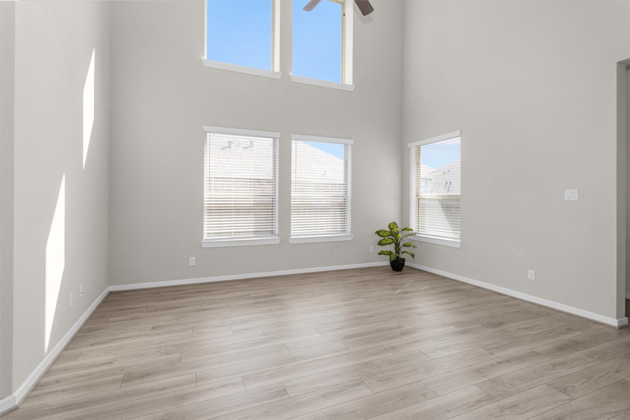 7809 Axis Ridge Drive Magnolia, TX 77354 - Photo 8 of 42