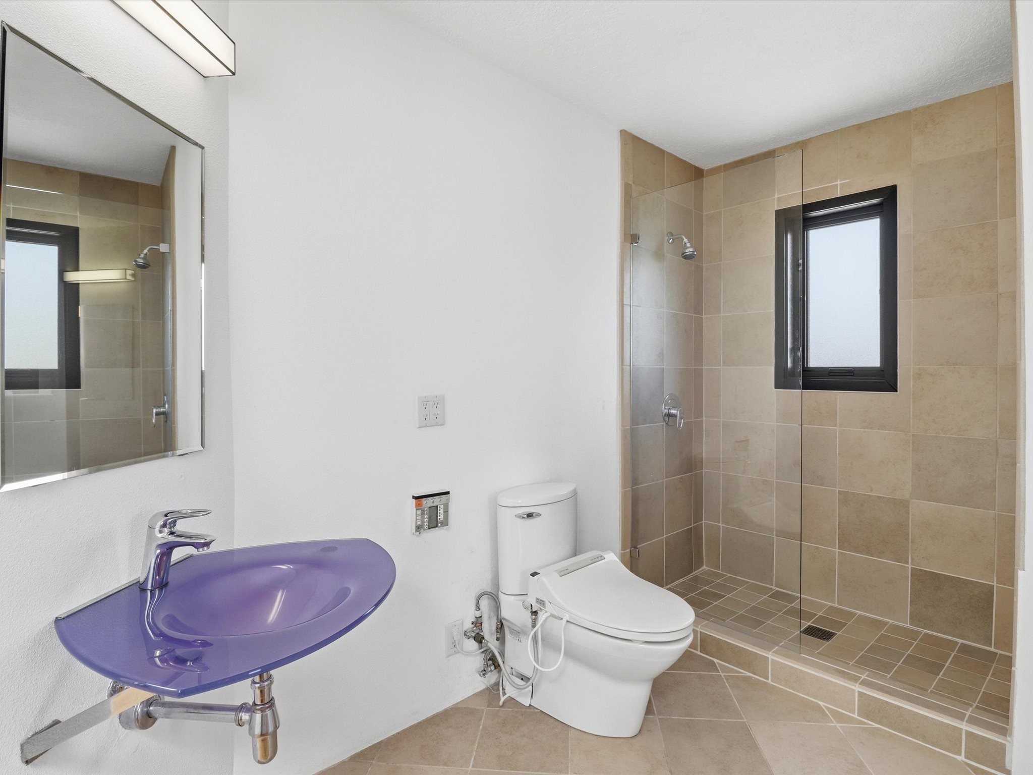 975 Indian Ridge Road Santa Fe, NM 87501 - Photo 43 of 67 Primary bathroom/shower