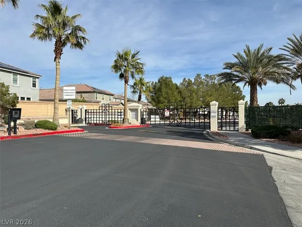 $2,950 | 8228 Fawn Brook Court, Las Vegas, NV 89149