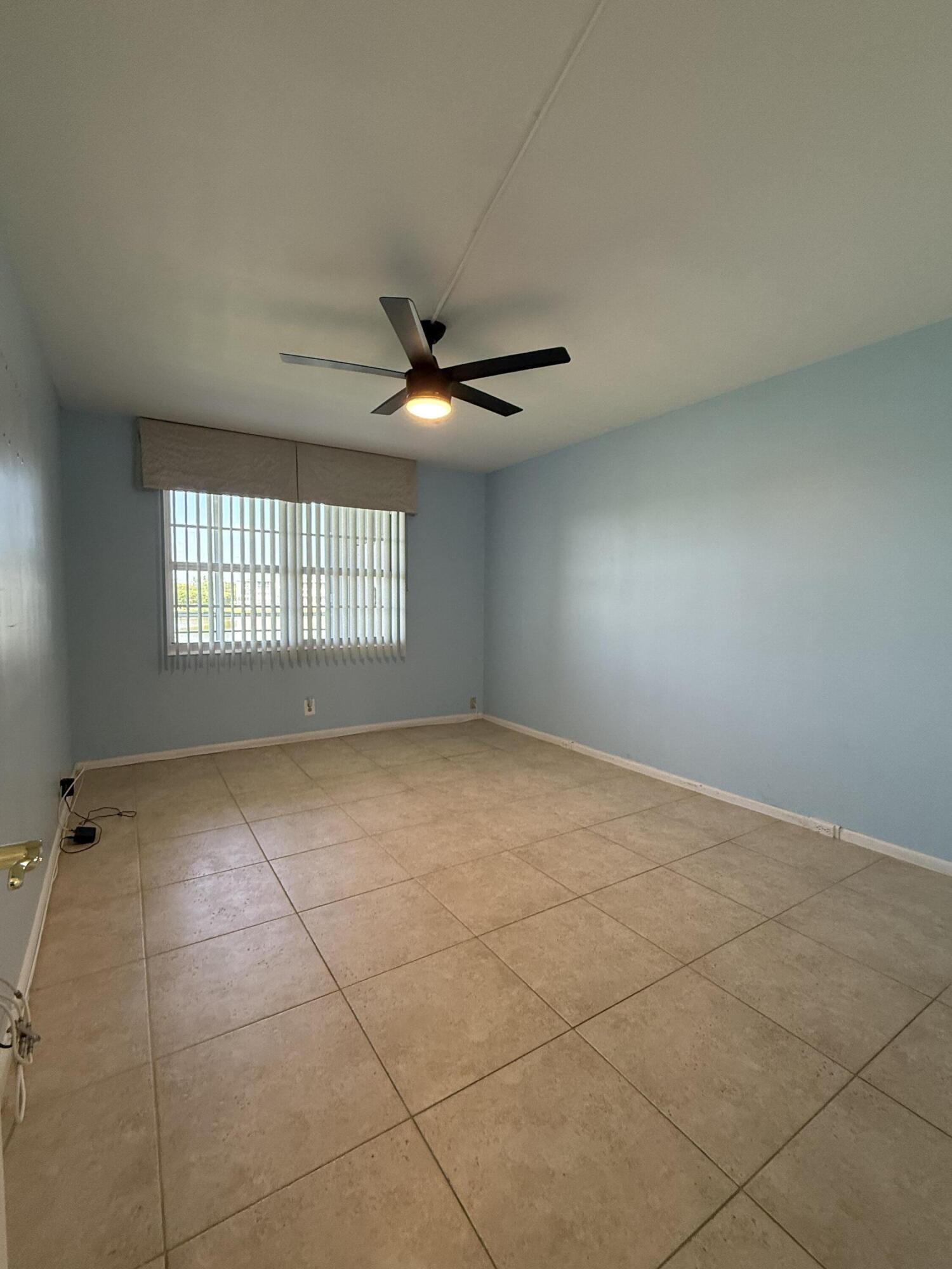 2071 Exeter Boca Raton, FL 33434 - Photo 13 of 22 2071 011