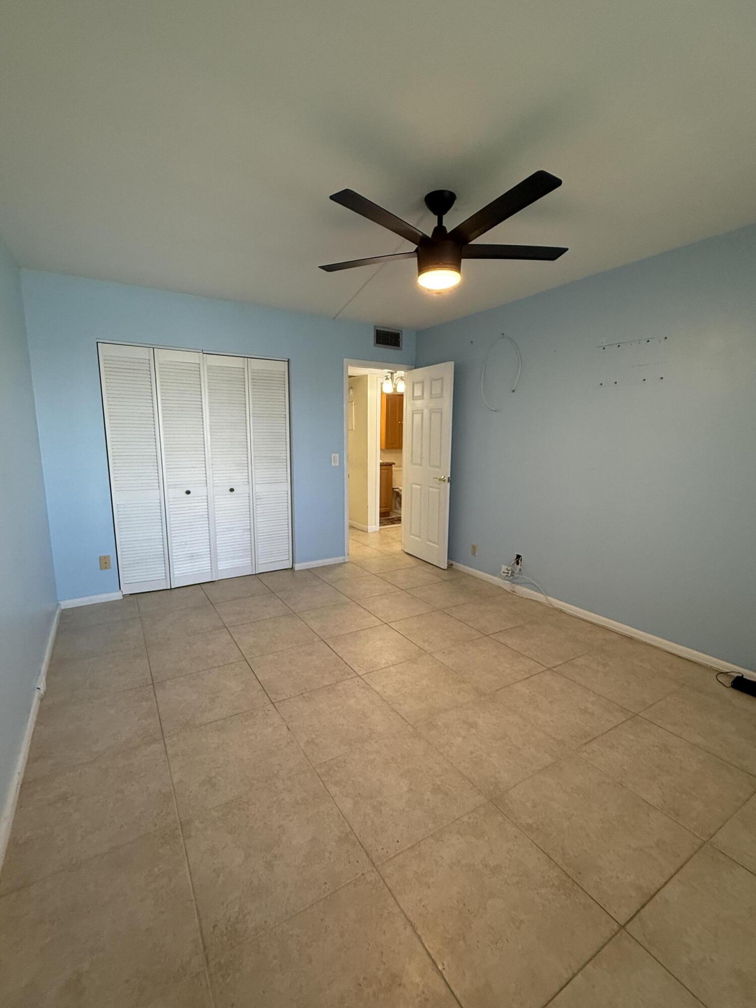 2071 Exeter Boca Raton, FL 33434 - Photo 14 of 22 2071 012