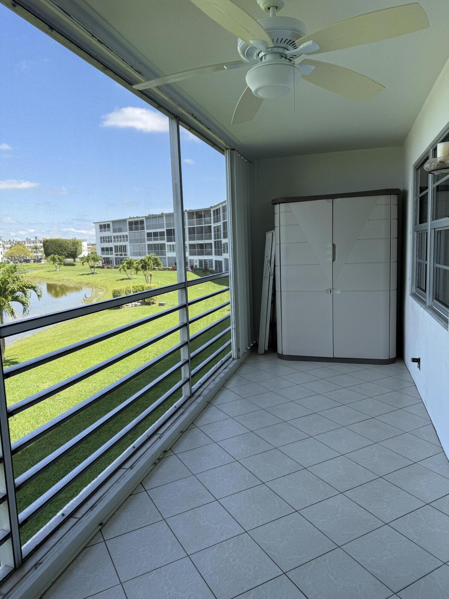 2071 Exeter Boca Raton, FL 33434 - Photo 20 of 22 2071 003