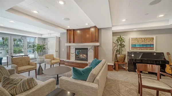 $10,500 | 100 Central Avenue, Unit K817, Sarasota, FL 34236