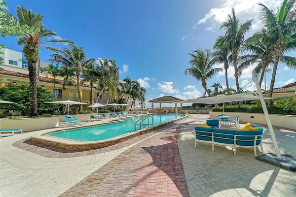 $10,500 | 100 Central Avenue, Unit K817, Sarasota, FL 34236