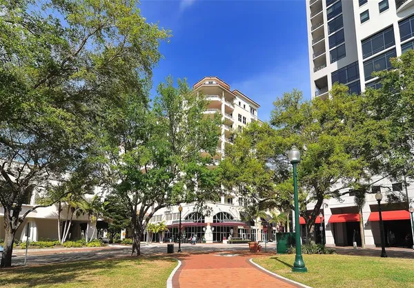 $10,500 | 100 Central Avenue, Unit K817, Sarasota, FL 34236