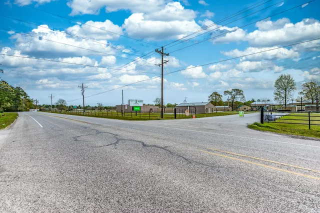 $5,998,950 | 14389 Fm 1485, Conroe, TX 77306