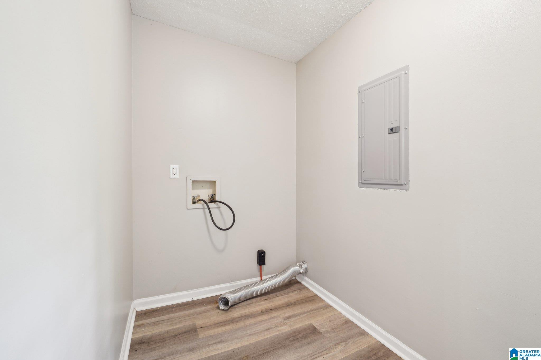 133 Hickory Street Alabaster, AL 35114 - Photo 19 of 38
