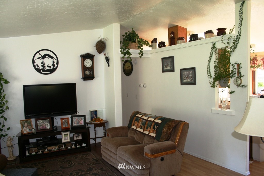 83 Rhododendron Drive Sequim, WA 98382 - Photo 8 of 22 Gallery Image 8