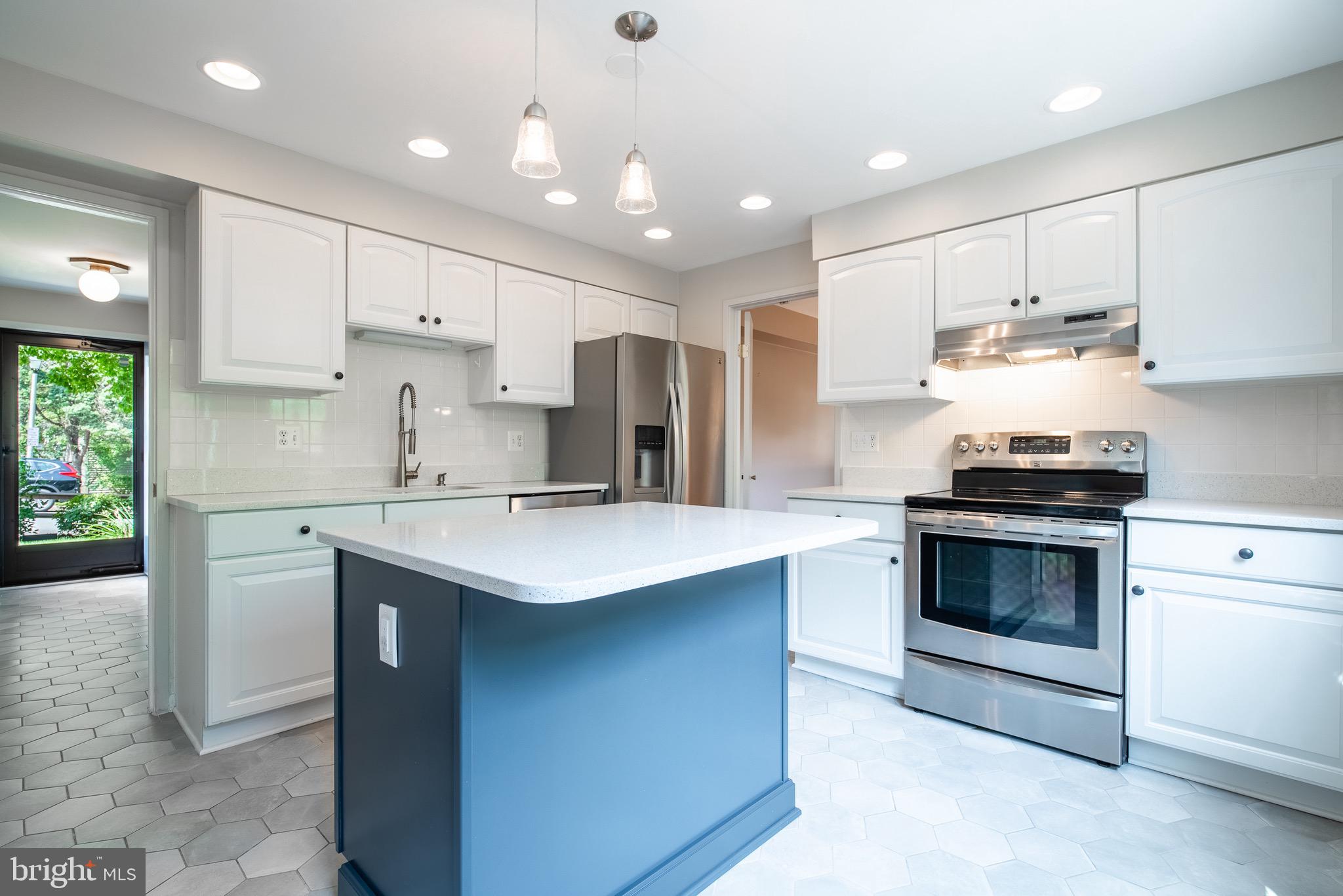 6356 11th Road North Arlington, VA 22205 - Photo 11 of 27 Gallery Image 11