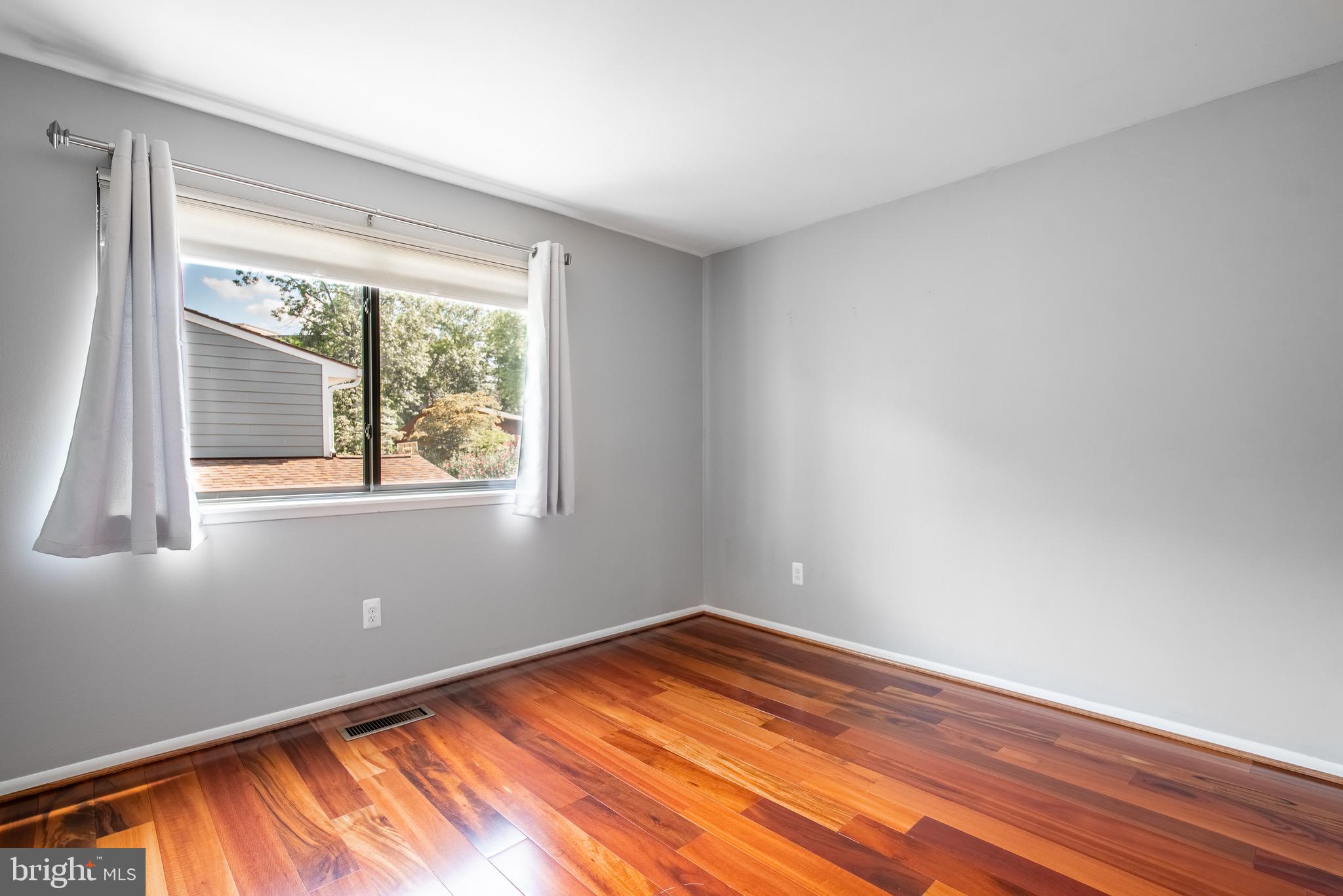 6356 11th Road North Arlington, VA 22205 - Photo 16 of 27 Bedroom