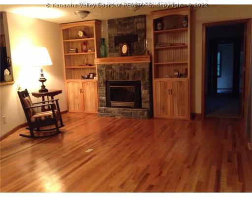 956 Shinn Lane Ripley, WV 25271 - Photo 8 of 16 Living Room.