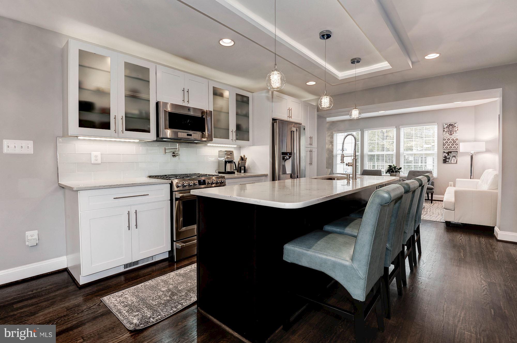 905 West Braddock Road Alexandria, VA 22302 - Photo 2 of 30 Kitchen