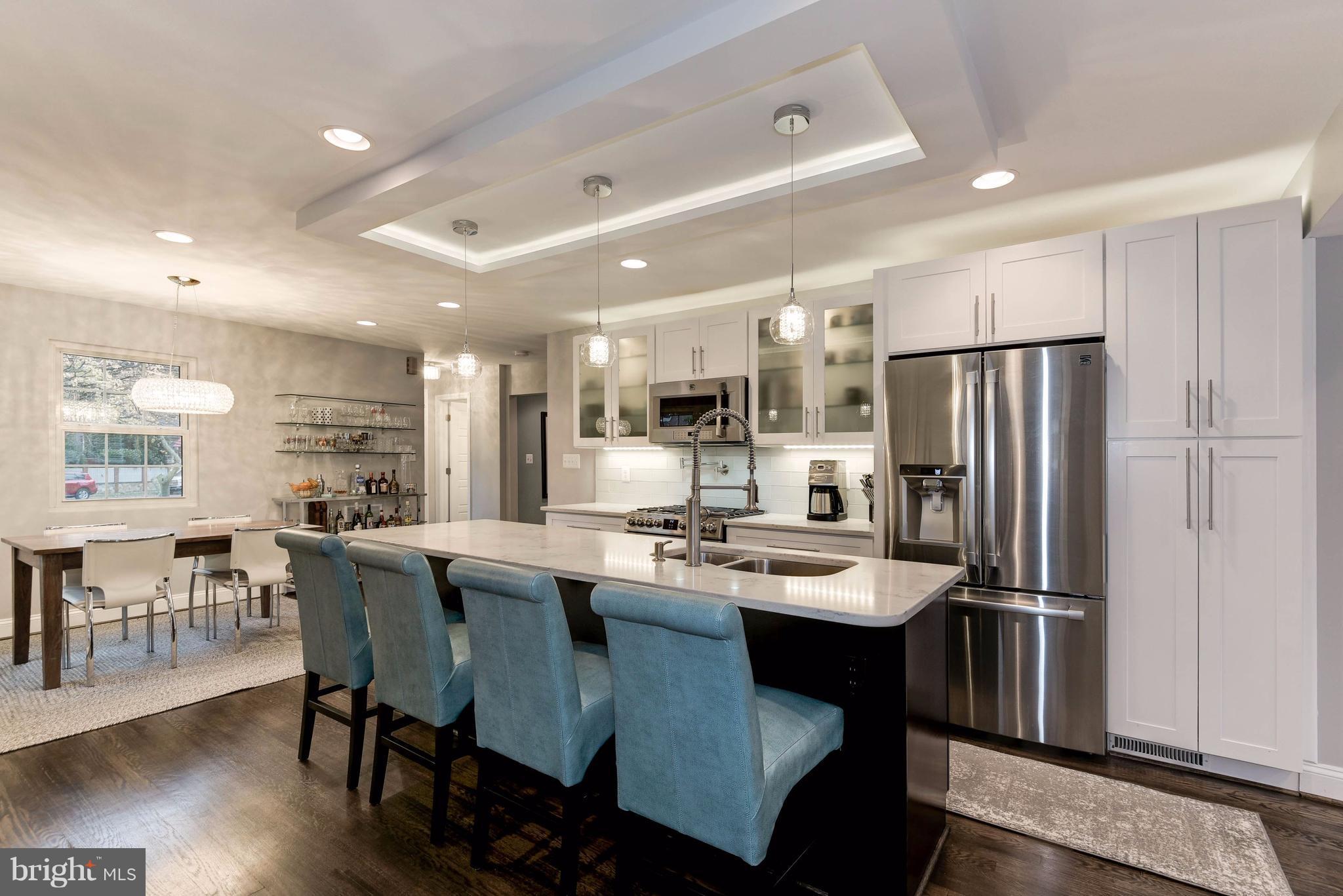 905 West Braddock Road Alexandria, VA 22302 - Photo 6 of 30 Clean, Bright Kitchen w/ Wine Fridge and Potfiller