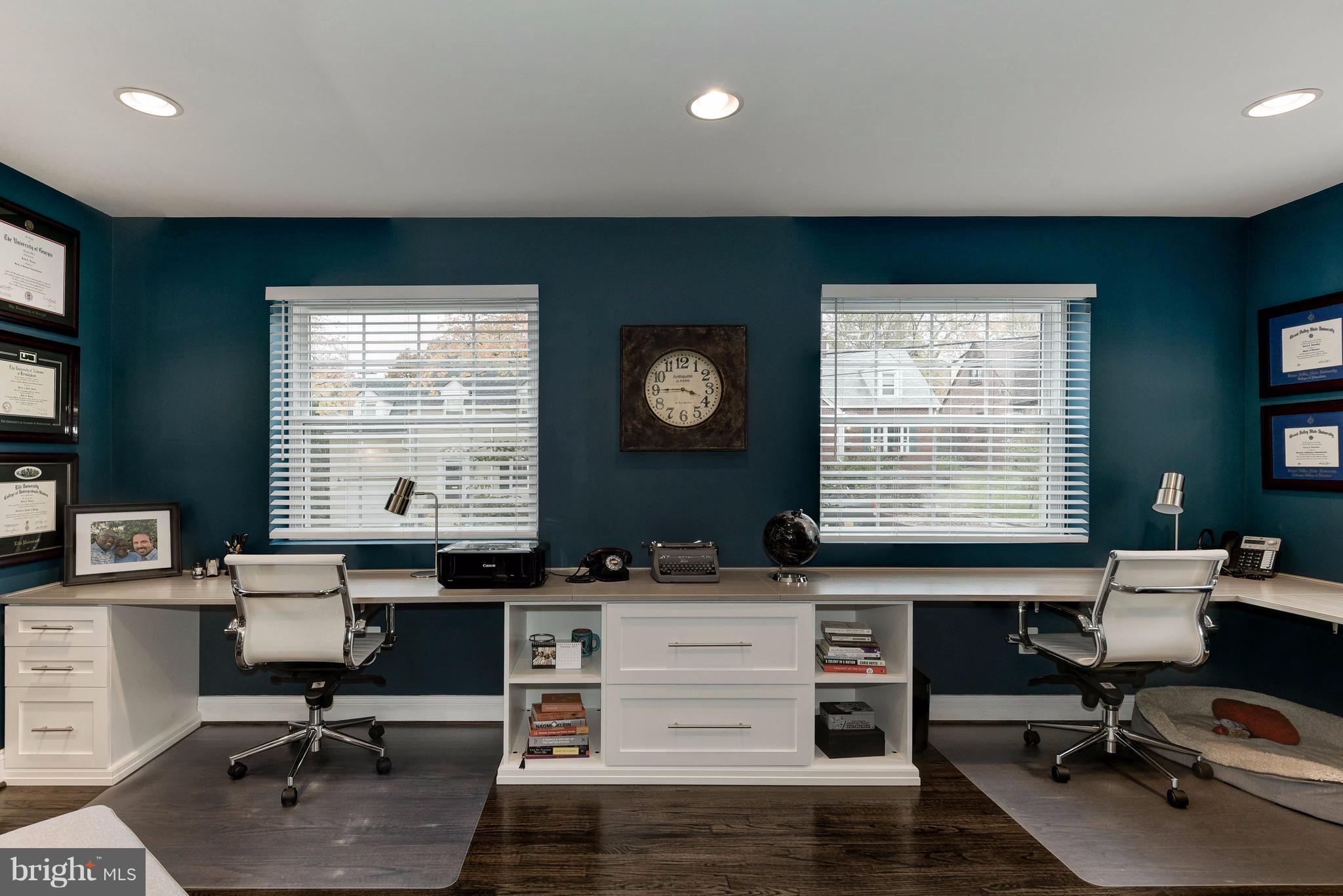 905 West Braddock Road Alexandria, VA 22302 - Photo 9 of 30 Spacious Home Office