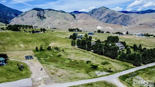 $1,997,000 | 6 Rising Sun Ct Lane, Salmon, ID 83467