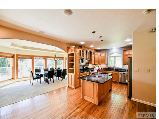 $1,997,000 | 6 Rising Sun Ct Lane, Salmon, ID 83467