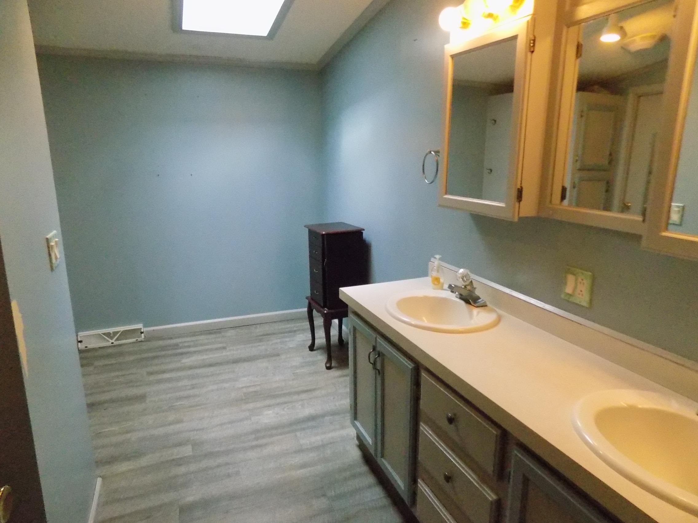8901 East Ashard Road Clare, MI 48617 - Photo 22 of 42