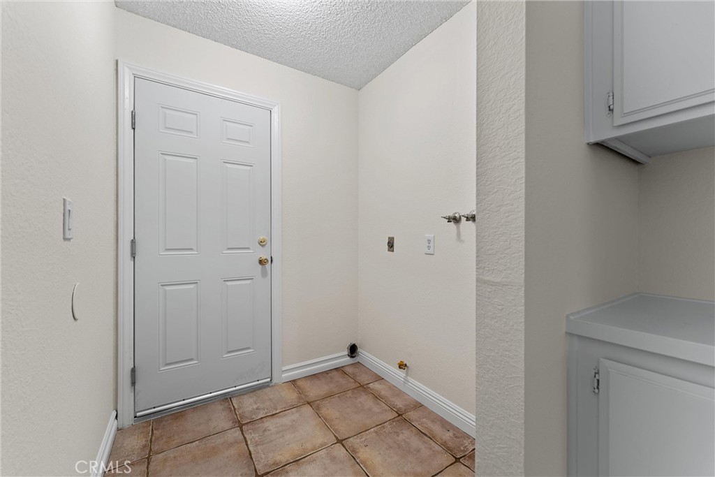 43610 16th Street East Lancaster, CA 93535 - Photo 13 of 21 a view of an empty room