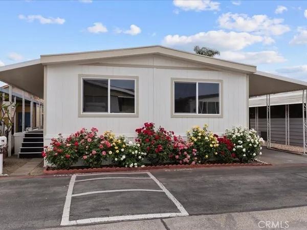 $189,900 | 131 Sumac Lane, Unit 29, Fountain Valley, CA 92708