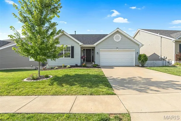 $349,000 | 437 Dusty Brook Drive, O'Fallon, MO 63366